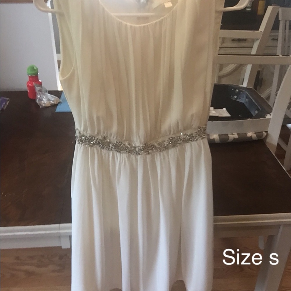 Short wedding dress